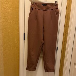 Elegant Brown Women's Cropped Pants